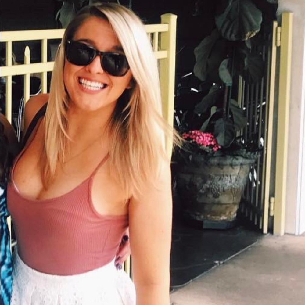 Meet your Posher, Sarah